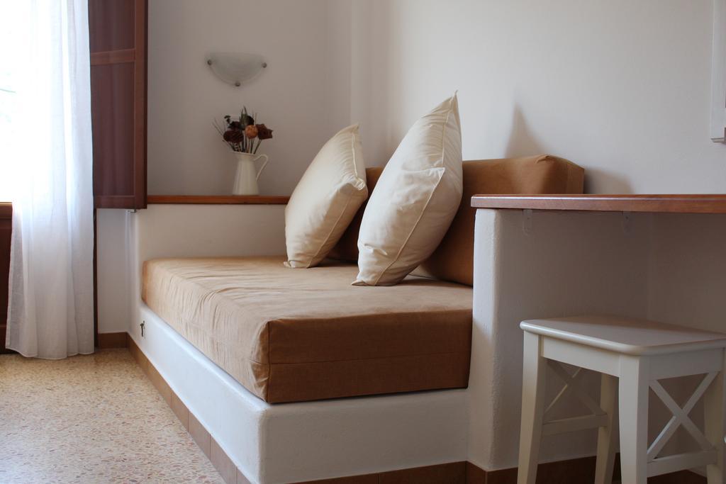 Hotel Kamari Kamares  Zimmer foto
